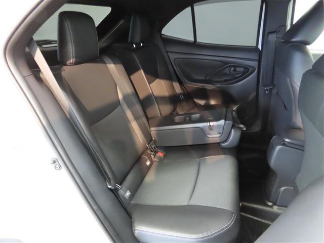 ヤリスクロス ハイブリッドZ ウルバーノ 4WD ハイブリッド ナビ&TV メモリーナビ フルセグ バックカメラ ミュージックプレイヤー接続可 衝突被害軽減システム ETC 電動シート スマートキー LEDヘッドランプ アイドリングストップ(11枚目)