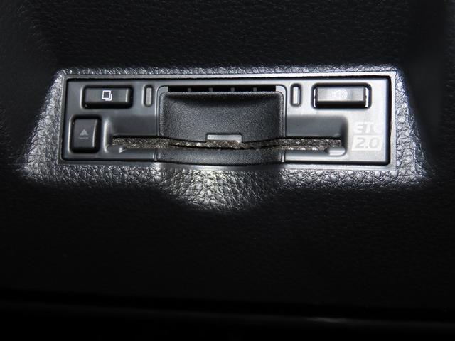 ヤリスクロス ハイブリッドZ ウルバーノ 4WD ハイブリッド ナビ&TV メモリーナビ フルセグ バックカメラ ミュージックプレイヤー接続可 衝突被害軽減システム ETC 電動シート スマートキー LEDヘッドランプ アイドリングストップ(17枚目)