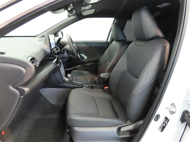 ヤリスクロス ハイブリッドZ ウルバーノ 4WD ハイブリッド ナビ&TV メモリーナビ フルセグ バックカメラ ミュージックプレイヤー接続可 衝突被害軽減システム ETC 電動シート スマートキー LEDヘッドランプ アイドリングストップ(28枚目)