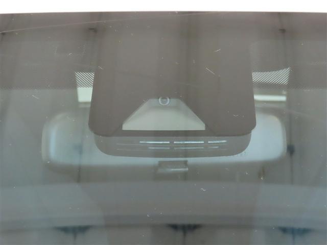 ヤリス ハイブリッドＧ　ハイブリッド　メモリーナビ　バックカメラ　ミュージックプレイヤー接続可　衝突被害軽減システム　ＥＴＣ　スマートキー　アイドリングストップ　オートクルーズコントロール　キーレス（3枚目）