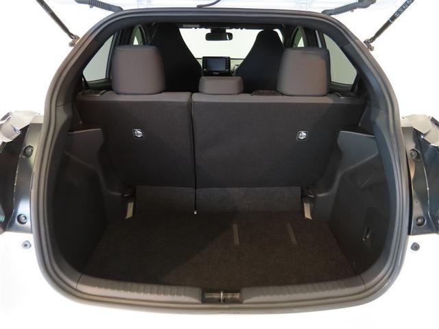 ヤリス ハイブリッドＧ　ハイブリッド　メモリーナビ　バックカメラ　ミュージックプレイヤー接続可　衝突被害軽減システム　ＥＴＣ　スマートキー　アイドリングストップ　オートクルーズコントロール　キーレス（9枚目）