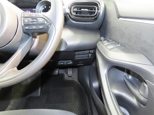 ヤリス ハイブリッドＧ　ハイブリッド　メモリーナビ　バックカメラ　ミュージックプレイヤー接続可　衝突被害軽減システム　ＥＴＣ　スマートキー　アイドリングストップ　オートクルーズコントロール　キーレス（16枚目）