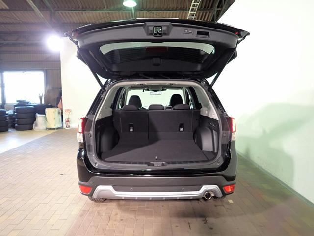 ◆三重県最大級の大型屋内中古車センター♪ヴァーサス鈴鹿店です♪オールジャンルの展示車が盛り沢山です♪在庫の無い車両のオーダーも受け付けます♪電話→０５９−３８４−５０５０までお問合せ下さい◆