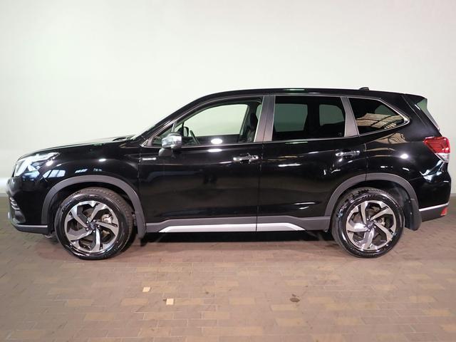 ◆三重県最大級の大型屋内中古車センター♪ヴァーサス鈴鹿店です♪オールジャンルの展示車が盛り沢山です♪在庫の無い車両のオーダーも受け付けます♪電話→０５９−３８４−５０５０までお問合せ下さい◆