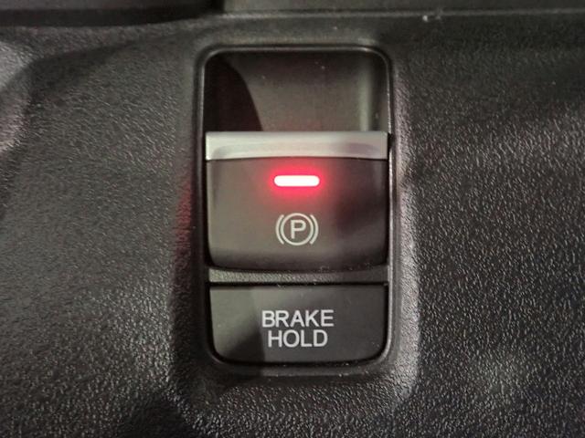 Ｎ－ＢＯＸカスタム ベースグレード　ギャザズ８インチメモリーナビ　フルセグＴＶ　ブルートゥース　ＵＳＢ充電　バックカメラ　ホンダセンシング　助手席側電動スライドドア　シートヒーター　ＬＥＤオートライト　禁煙車　スマートキー（15枚目）