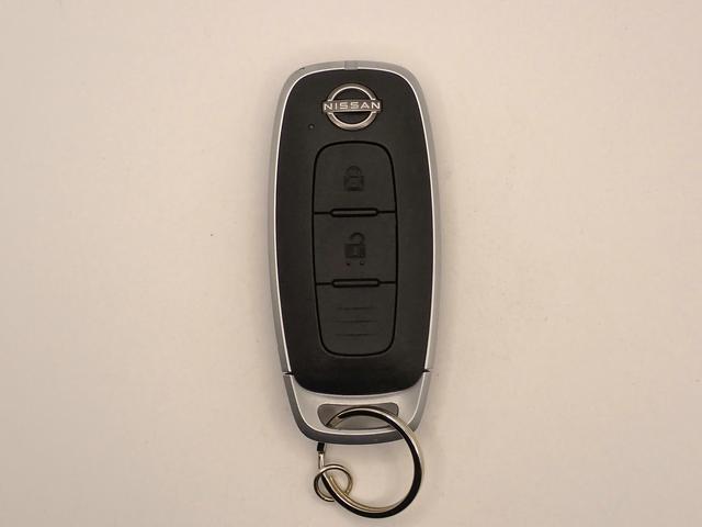 サクラ Ｘ　純正９インチメモリーナビ　フルセグＴＶ　ＣＤ＆ＤＶＤ再生　ブルートゥース　アラウンドビューモニター　エマージェンシブレーキ　ベンチシート　ＬＥＤオートライト　Ｆ＆Ｒドラレコ　禁煙車　インテリキー（8枚目）