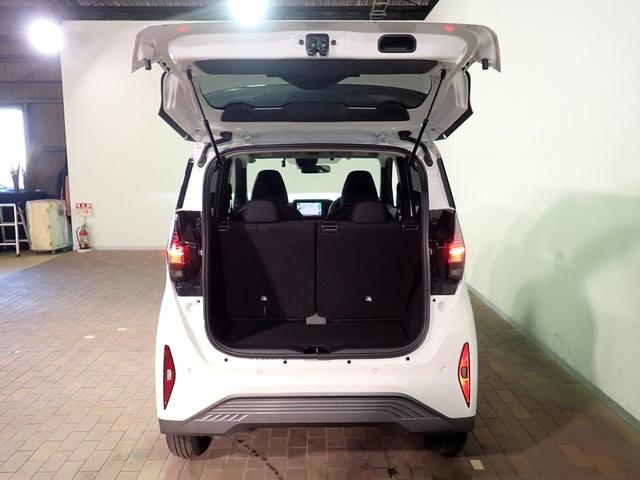 サクラ Ｘ　純正９インチメモリーナビ　フルセグＴＶ　ＣＤ＆ＤＶＤ再生　ブルートゥース　アラウンドビューモニター　エマージェンシブレーキ　ベンチシート　ＬＥＤオートライト　Ｆ＆Ｒドラレコ　禁煙車　インテリキー（25枚目）