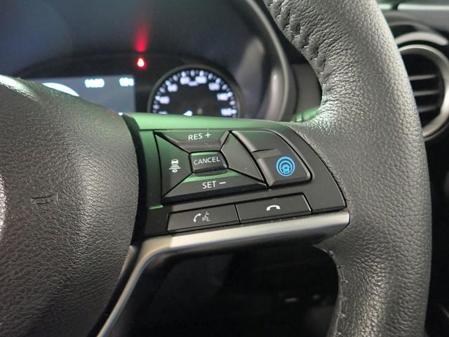 キックス Ｘ　純正９インチＳＤナビ　フルセグＴＶ　ＣＤ＆ＤＶＤ再生　ブルートゥース　アラウンドビューモニター　プロパイロット　ＥＴＣ車載器　ハーフレザーＳ　ステアリング＆シートヒーター　ＬＥＤ　ワンオーナー　禁煙車（11枚目）