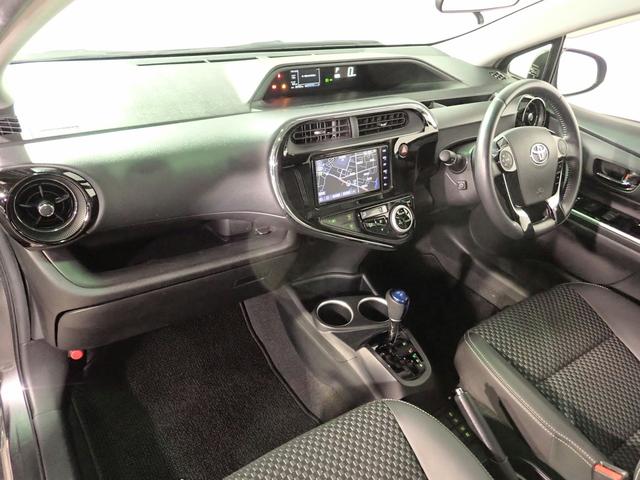 アクア クロスオーバー 純正7インチメモリーナビ フルセグTV CD&DVD再生 ブルートゥース バックカメラ ETC車載器 ハーフレザーシート オートライト オートハイビーム F&Rドラレコ 禁煙車 スマートキー(21枚目)