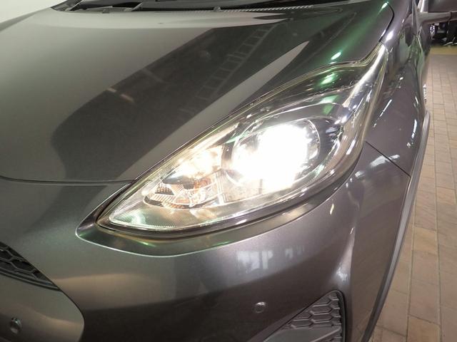 アクア クロスオーバー 純正7インチメモリーナビ フルセグTV CD&DVD再生 ブルートゥース バックカメラ ETC車載器 ハーフレザーシート オートライト オートハイビーム F&Rドラレコ 禁煙車 スマートキー(26枚目)