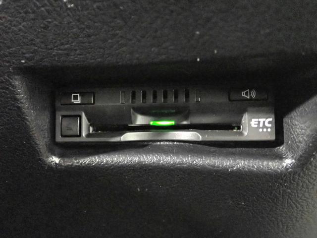 シエンタ ハイブリッド　ファンベースＧ　純正ＳＤナビ　ワンセグＴＶ　ＣＤ再生　ブルートゥース　パノラマビューモニター　ＥＴＣ車載器　両側電動スライドドア　ＬＥＤオートライト　セーフティセンス　ドラレコ　禁煙車　スマートキー（10枚目）