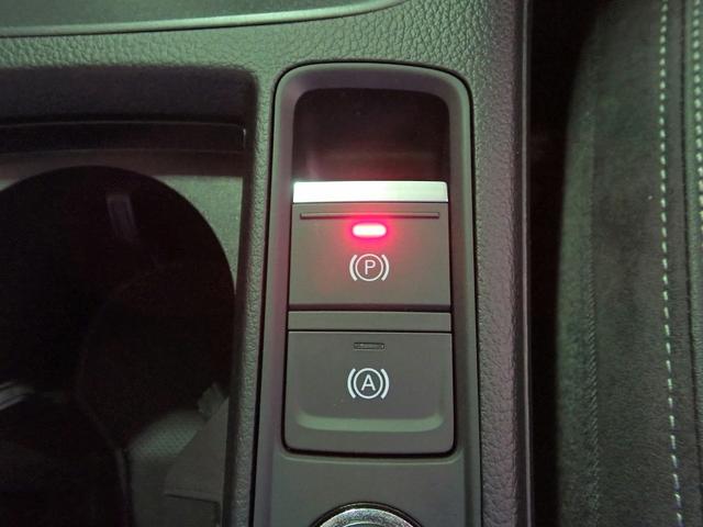 Ｑ３スポーツバック ３５ＴＦＳＩ　Ｓライン　ブラックスタイリング　純正メモリーナビ　フルセグＴＶ　ブルートゥース　全方位モニター　ＥＴＣ２．０　黒レザーシート　シートヒーター　ＬＥＤオートライト　ドラレコ　禁煙車　スマートキー（16枚目）