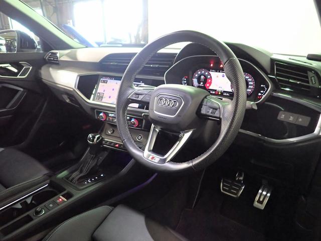 Ｑ３スポーツバック ３５ＴＦＳＩ　Ｓライン　ブラックスタイリング　純正メモリーナビ　フルセグＴＶ　ブルートゥース　全方位モニター　ＥＴＣ２．０　黒レザーシート　シートヒーター　ＬＥＤオートライト　ドラレコ　禁煙車　スマートキー（20枚目）