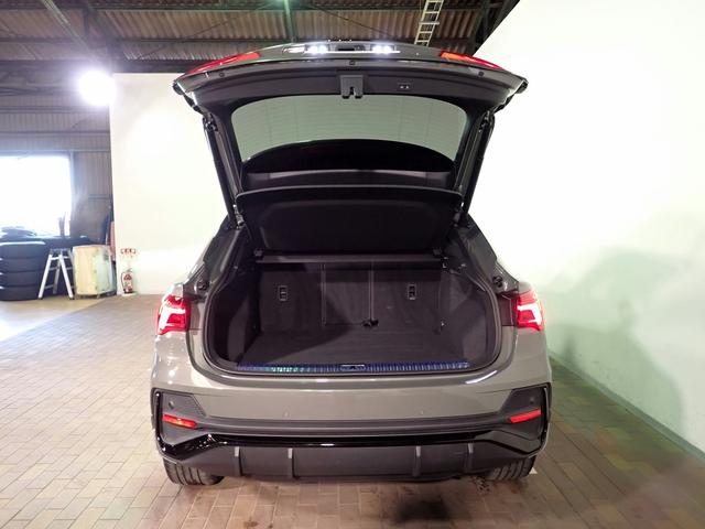 Ｑ３スポーツバック ３５ＴＦＳＩ　Ｓライン　ブラックスタイリング　純正メモリーナビ　フルセグＴＶ　ブルートゥース　全方位モニター　ＥＴＣ２．０　黒レザーシート　シートヒーター　ＬＥＤオートライト　ドラレコ　禁煙車　スマートキー（25枚目）