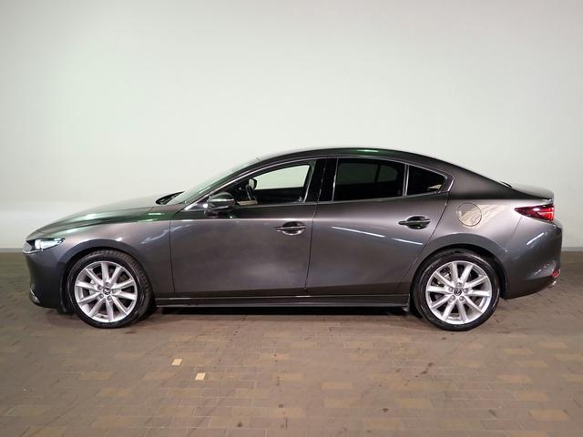 ◆三重県最大級の大型屋内中古車センター♪ヴァーサス鈴鹿店です♪オールジャンルの展示車が盛り沢山です♪在庫の無い車両のオーダーも受け付けます♪電話→０５９－３８４－５０５０までお問合せ下さい◆