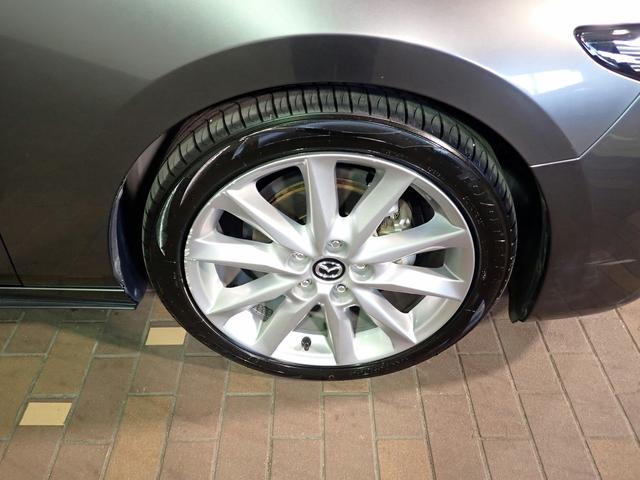 ◆三重県最大級の大型屋内中古車センター♪ヴァーサス鈴鹿店です♪オールジャンルの展示車が盛り沢山です♪在庫の無い車両のオーダーも受け付けます♪電話→０５９－３８４－５０５０までお問合せ下さい◆