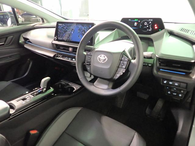 プリウス Ｚ　ＰＨＥＶ　純正ナビ　フルセグＴＶ　ブルートゥース　全方位モニター　パノラマルーフ　黒レザーシート　シートヒーター＆ベンチレーター　ＬＥＤオート　デジタルインナーＭ　ワンオーナー　禁煙車　スマートキー（17枚目）