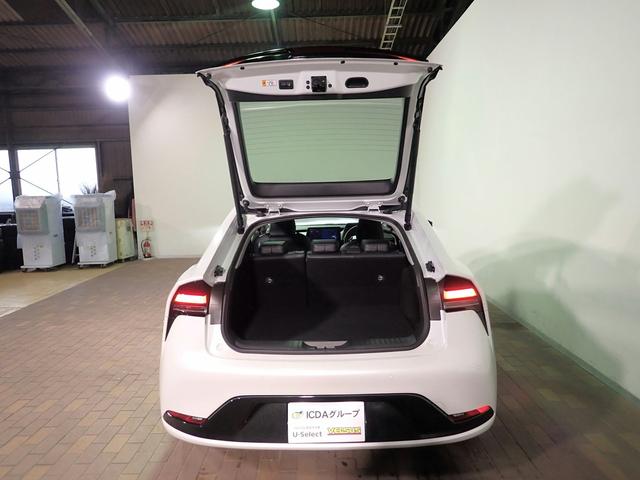 プリウス Ｚ　ＰＨＥＶ　純正ナビ　フルセグＴＶ　ブルートゥース　全方位モニター　パノラマルーフ　黒レザーシート　シートヒーター＆ベンチレーター　ＬＥＤオート　デジタルインナーＭ　ワンオーナー　禁煙車　スマートキー（23枚目）