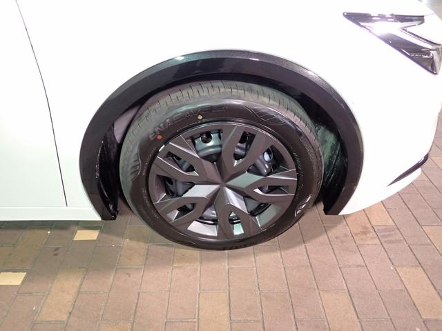 プリウス Ｚ　ＰＨＥＶ　純正ナビ　フルセグＴＶ　ブルートゥース　全方位モニター　パノラマルーフ　黒レザーシート　シートヒーター＆ベンチレーター　ＬＥＤオート　デジタルインナーＭ　ワンオーナー　禁煙車　スマートキー（31枚目）