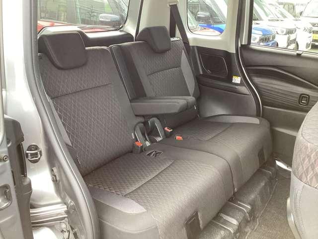 デリカD:2 カスタムハイブリッドMV全方位カメラ付ナビパッケージ 純正ナビ 地デジTV 全方位カメラ フルセグテレビ 両側自動ドア LED DVD パーキングセンサー スマートキー メモリーナビ シートヒーター アイドリングストップ ASC キーレス バックカメラ(5枚目)