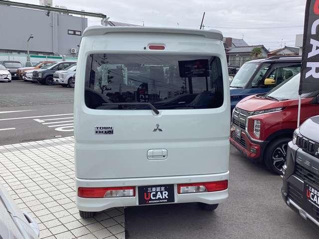 タウンボックス Ｇスペシャル　メモリーナビ・フルセグＴＶ・オートステップ　スマ－トキ－　デュアルカメラブレーキ　アルミ　イモビ　ＥＳＣ　ＥＴＣ車載器　両側パワースライドドア　ＡＢＳ　キーフリー　パワーウィンドウ　ターボ　ＤＶＤ（2枚目）