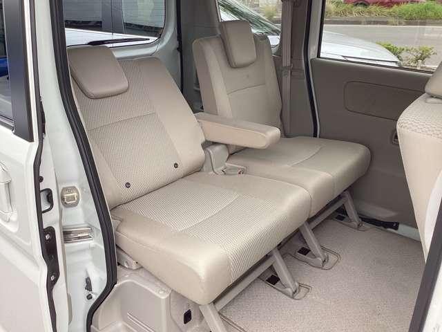 タウンボックス Ｇスペシャル　メモリーナビ・フルセグＴＶ・オートステップ　スマ－トキ－　デュアルカメラブレーキ　アルミ　イモビ　ＥＳＣ　ＥＴＣ車載器　両側パワースライドドア　ＡＢＳ　キーフリー　パワーウィンドウ　ターボ　ＤＶＤ（5枚目）