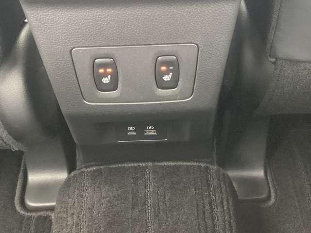 エクリプスクロス Ｐ　純正ナビ・フルセグＴＶ・全周囲カメラ　ｅ－アシスト　アラウンドビューモニター　禁煙車　ＬＥＤヘッドライト　パワーシート　フルオートエアコン　フルセグＴＶ　パーキングセンサー　シートヒーター　ＥＴＣ（15枚目）