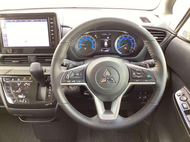 デリカミニ Ｔ　プレミアム　リミテッドエディション　９型ナビ・フルセグＴＶ・全周囲カメラ　（10枚目）