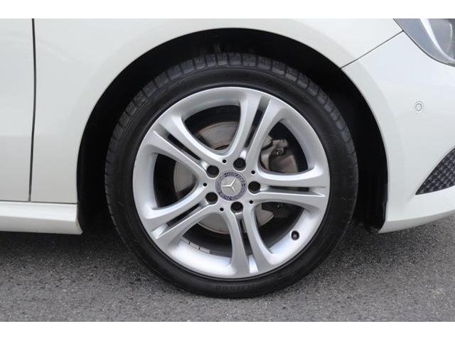 A180 禁煙車 Bluetooth ナビ フルセグTV バックカメラ ETC ステアリングスイッチ 純正17アルミホイール オートライト クルーズコントロール 内外装クリーニング済み オゾン殺菌消臭施工済み(20枚目)