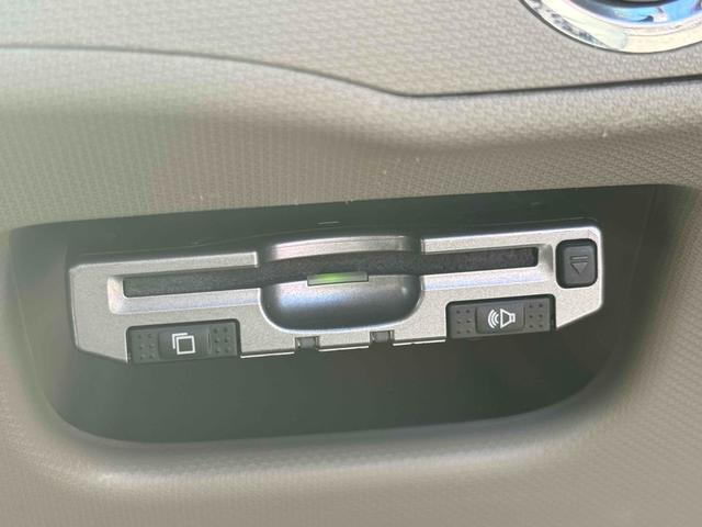 ムーヴ Ｘ　ドライブレコーダー　ＥＴＣ　バックカメラ　ナビ　ＴＶ　スマートキー　アイドリングストップ　電動格納ミラー　ベンチシート　ＣＶＴ　盗難防止システム　ＡＢＳ　ＣＤ　ミュージックプレイヤー接続可（8枚目）