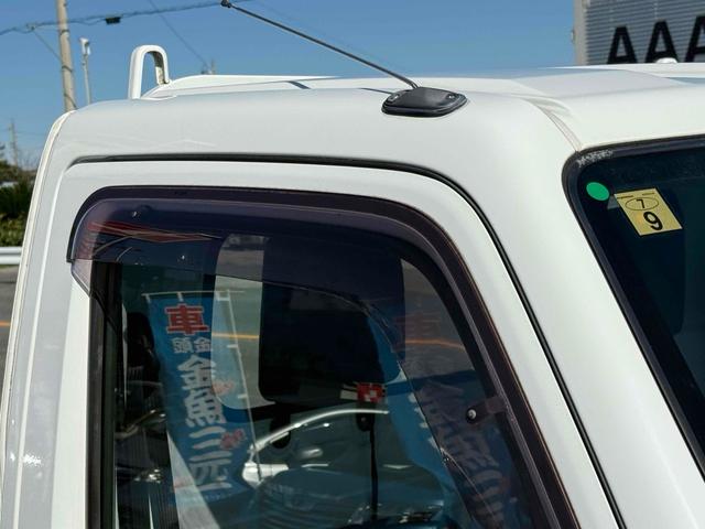 スクラムトラック ＫＣスペシャル　三方開　ＡＴ　エアコン　パワーステアリング　運転席エアバッグ　助手席エアバッグ（20枚目）