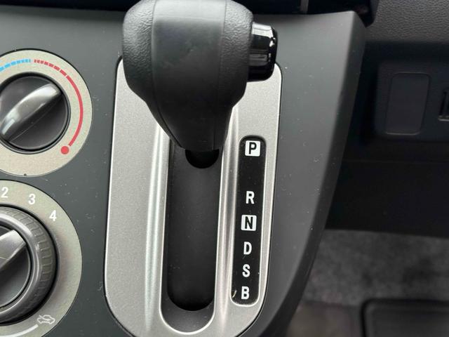 ミラ ＴＸ　キーレスエントリー　ＣＶＴ　盗難防止システム　ＡＢＳ　衝突安全ボディ　エアコン　パワーステアリング（7枚目）