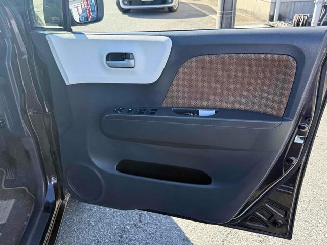 モコ X ナビ TV スマートキー 電動格納ミラー ベンチシート CVT 盗難防止システム ABS CD DVD再生 USB Bluetooth 衝突安全ボディ エアコン パワーステアリング パワーウィンドウ(39枚目)