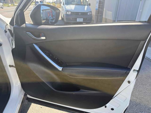 CX-5 XD ETC バックカメラ ナビ TV オートライト アルミホイール スマートキー アイドリングストップ 電動格納ミラー AT 盗難防止システム 衝突安全ボディ CD USB ミュージックプレイヤー接続可(43枚目)