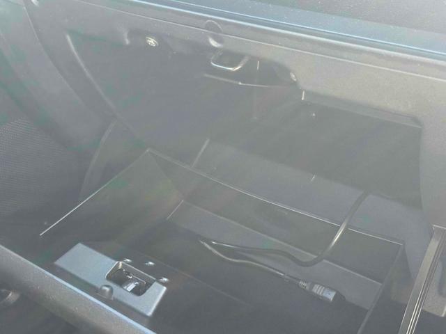 プレマシー 20C-スカイアクティブ ETC バックカメラ ナビ TV 両側スライド・片側電動 オートライト キーレスエントリー アイドリングストップ 3列シート AT DVD再生 Bluetooth 盗難防止システム 衝突安全ボディ(34枚目)