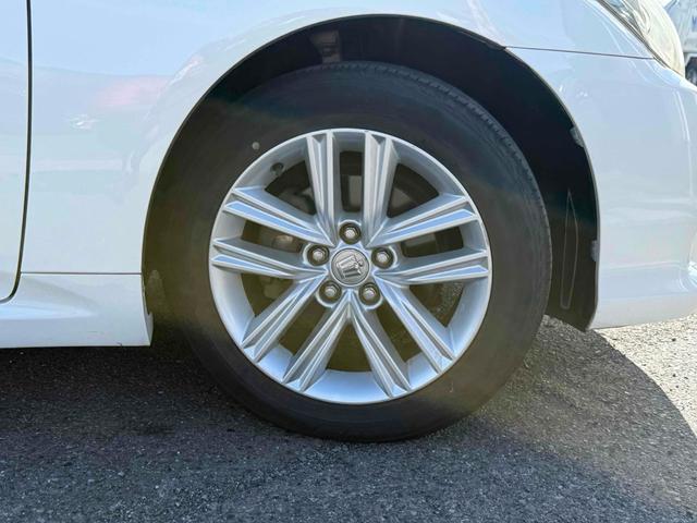 クラウン ロイヤルサルーン ETC クリアランスソナー オートクルーズコントロール バックカメラ ナビ TV アルミホイール HID AT シートヒーター スマートキー 電動格納ミラー 盗難防止システム パワーシート CD(23枚目)