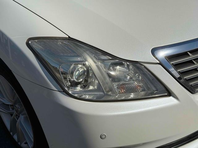 クラウン ロイヤルサルーン ETC クリアランスソナー オートクルーズコントロール バックカメラ ナビ TV アルミホイール HID AT シートヒーター スマートキー 電動格納ミラー 盗難防止システム パワーシート CD(29枚目)