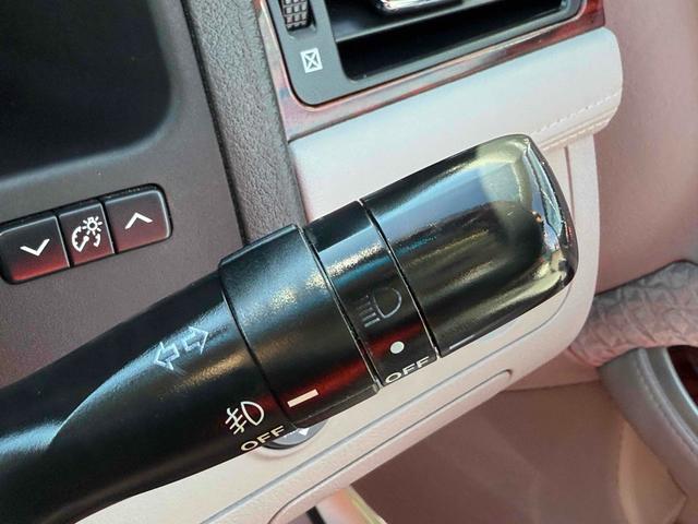 クラウン ロイヤルサルーン ETC クリアランスソナー オートクルーズコントロール バックカメラ ナビ TV アルミホイール HID AT シートヒーター スマートキー 電動格納ミラー 盗難防止システム パワーシート CD(36枚目)