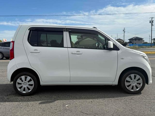 ワゴンR FX キーレスエントリー アイドリングストップ 電動格納ミラー ベンチシート CVT 盗難防止システム ABS CD ミュージックプレイヤー接続可 衝突安全ボディ エアコン パワーステアリング(15枚目)