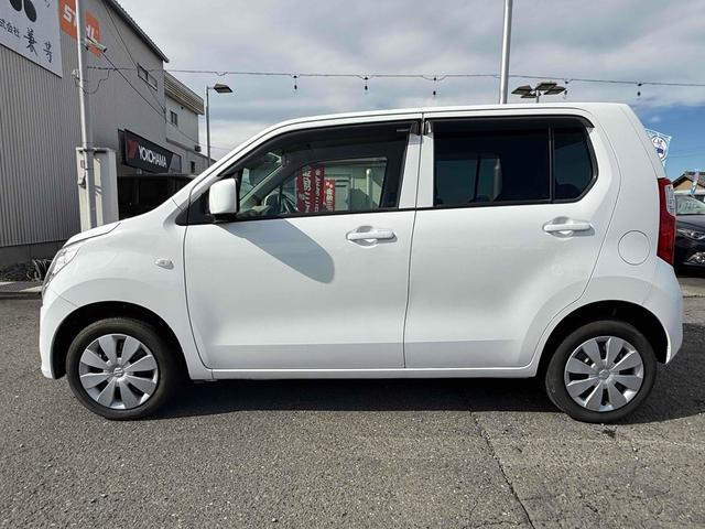 ワゴンR FX キーレスエントリー アイドリングストップ 電動格納ミラー ベンチシート CVT 盗難防止システム ABS CD ミュージックプレイヤー接続可 衝突安全ボディ エアコン パワーステアリング(16枚目)