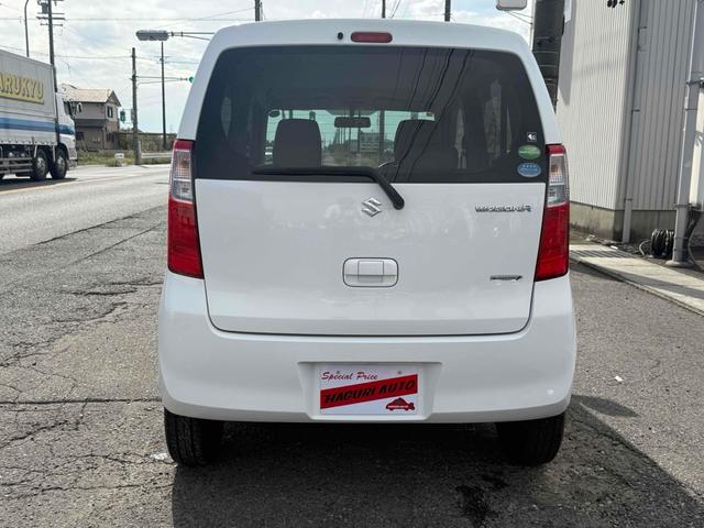 ワゴンR FX キーレスエントリー アイドリングストップ 電動格納ミラー ベンチシート CVT 盗難防止システム ABS CD ミュージックプレイヤー接続可 衝突安全ボディ エアコン パワーステアリング(19枚目)