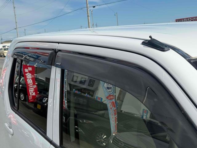 ワゴンR FX キーレスエントリー アイドリングストップ 電動格納ミラー ベンチシート CVT 盗難防止システム ABS CD ミュージックプレイヤー接続可 衝突安全ボディ エアコン パワーステアリング(27枚目)