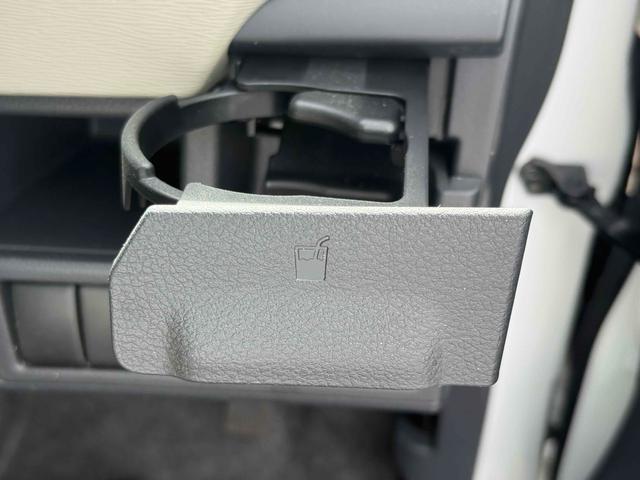 ワゴンR FX キーレスエントリー アイドリングストップ 電動格納ミラー ベンチシート CVT 盗難防止システム ABS CD ミュージックプレイヤー接続可 衝突安全ボディ エアコン パワーステアリング(28枚目)