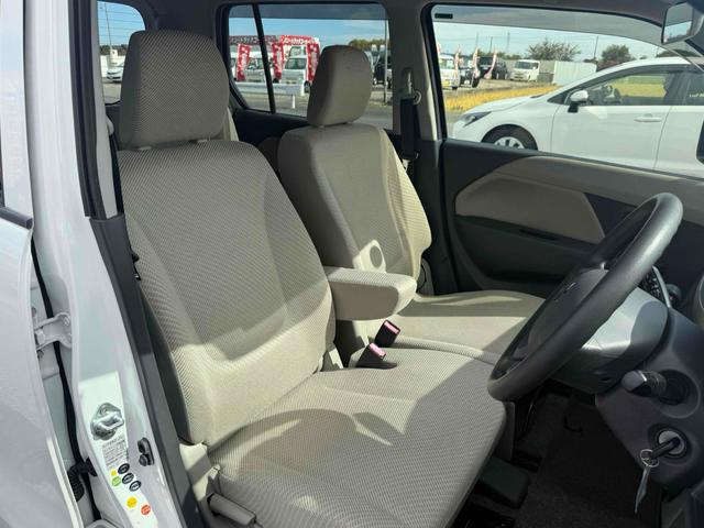 ワゴンR FX キーレスエントリー アイドリングストップ 電動格納ミラー ベンチシート CVT 盗難防止システム ABS CD ミュージックプレイヤー接続可 衝突安全ボディ エアコン パワーステアリング(38枚目)