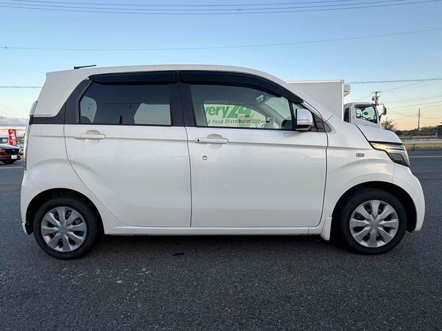 Ｎ－ＷＧＮ Ｇコンフォートパッケージ　バックカメラ　衝突被害軽減システム　オートライト　ＨＩＤ　スマートキー　アイドリングストップ　シートヒーター　ベンチシート　ＣＶＴ　盗難防止システム　ＡＢＳ　ＥＳＣ　ＣＤ　ＵＳＢ　Ｂｌｕｅｔｏｏｔｈ（17枚目）