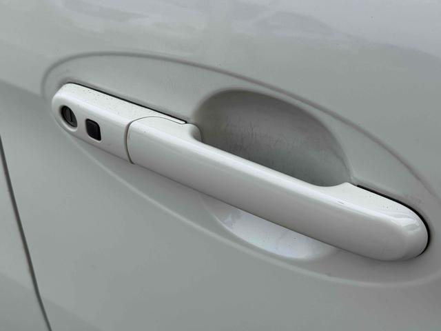 スペーシア Ｇ　両側スライドドア　スマートキー　アイドリングストップ　電動格納ミラー　シートヒーター　ベンチシート　ＣＶＴ　盗難防止システム　ＡＢＳ　ＣＤ　衝突安全ボディ　エアコン　パワーステアリング（31枚目）