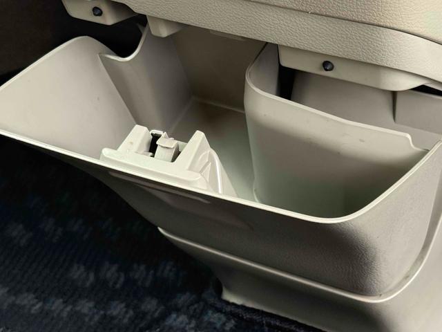 スペーシア Ｇ　両側スライドドア　スマートキー　アイドリングストップ　電動格納ミラー　シートヒーター　ベンチシート　ＣＶＴ　盗難防止システム　ＡＢＳ　ＣＤ　衝突安全ボディ　エアコン　パワーステアリング（38枚目）