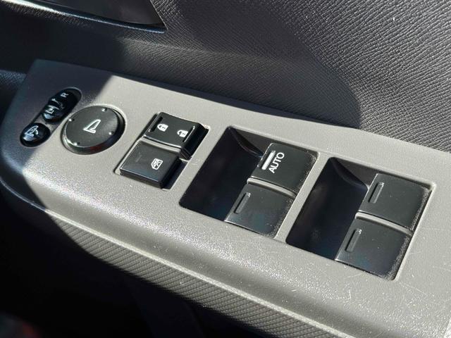 ステップワゴン G HIDエディション ドライブレコーダー ETC バックカメラ ナビ TV 両側電動スライドドア オートライト HID キーレスエントリー 電動格納ミラー 3列シート ウォークスルー CVT CD USB(10枚目)