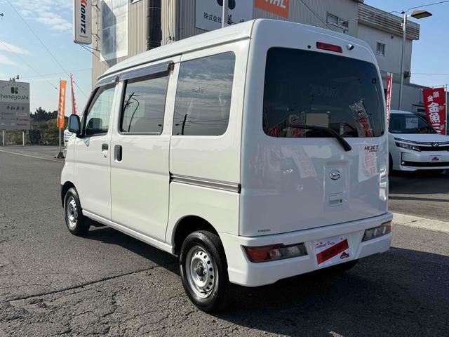 ハイゼットカーゴ ＤＸ　ＳＡＩＩＩ　ＡＴ　衝突被害軽減システム　ＥＴＣ　ナビ　バックカメラ　両側スライドドア　キーレスエントリー　アイドリングストップ　オートマチックハイビーム　ＡＢＳ　ＥＳＣ　エアコン　パワーステアリング（18枚目）