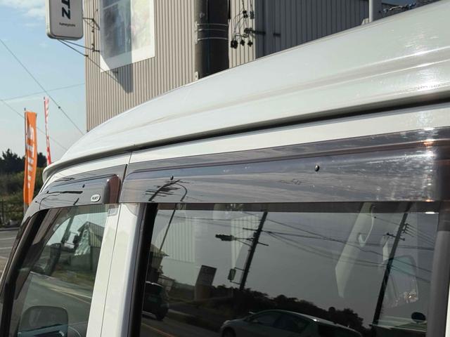 ハイゼットカーゴ ＤＸ　ＳＡＩＩＩ　ＡＴ　衝突被害軽減システム　ＥＴＣ　ナビ　バックカメラ　両側スライドドア　キーレスエントリー　アイドリングストップ　オートマチックハイビーム　ＡＢＳ　ＥＳＣ　エアコン　パワーステアリング（24枚目）